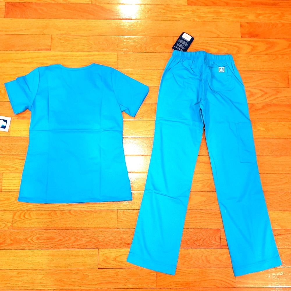 Adar: Nurses Scrub Set. - Picture 2 of 6